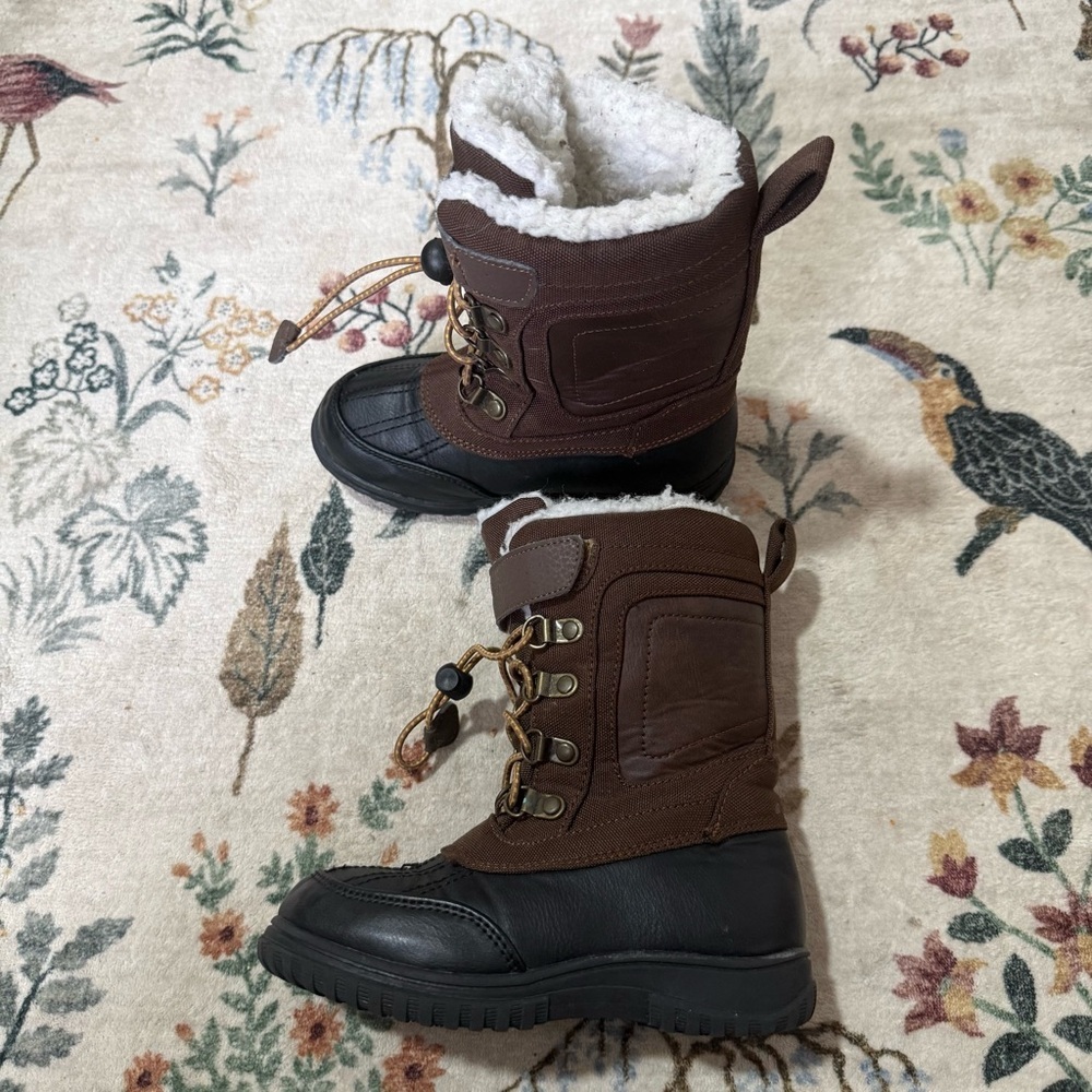 Eddie Bauer Brown and Black Winter Boots with Fur Lining 11